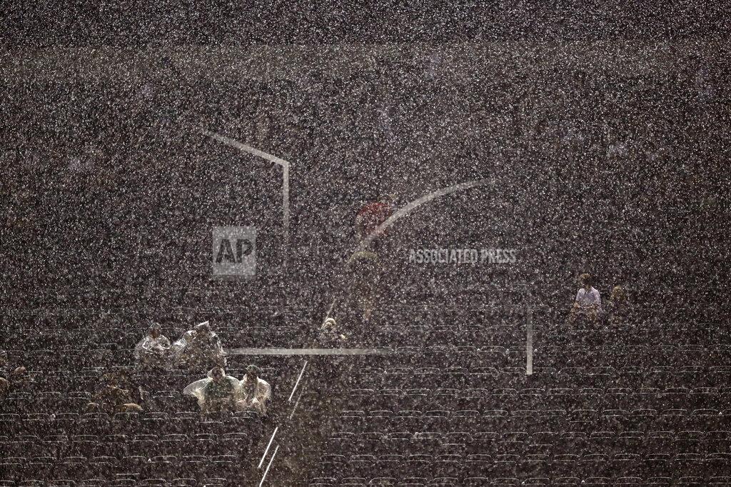 Michael Perez Rain pours down during the second half of a preseason NFL football game between the Philadelphia Eagles and the Baltimore Ravens, Thursday, Aug. 22, 2019, in Philadelphia. (AP Photo/Michael Perez)