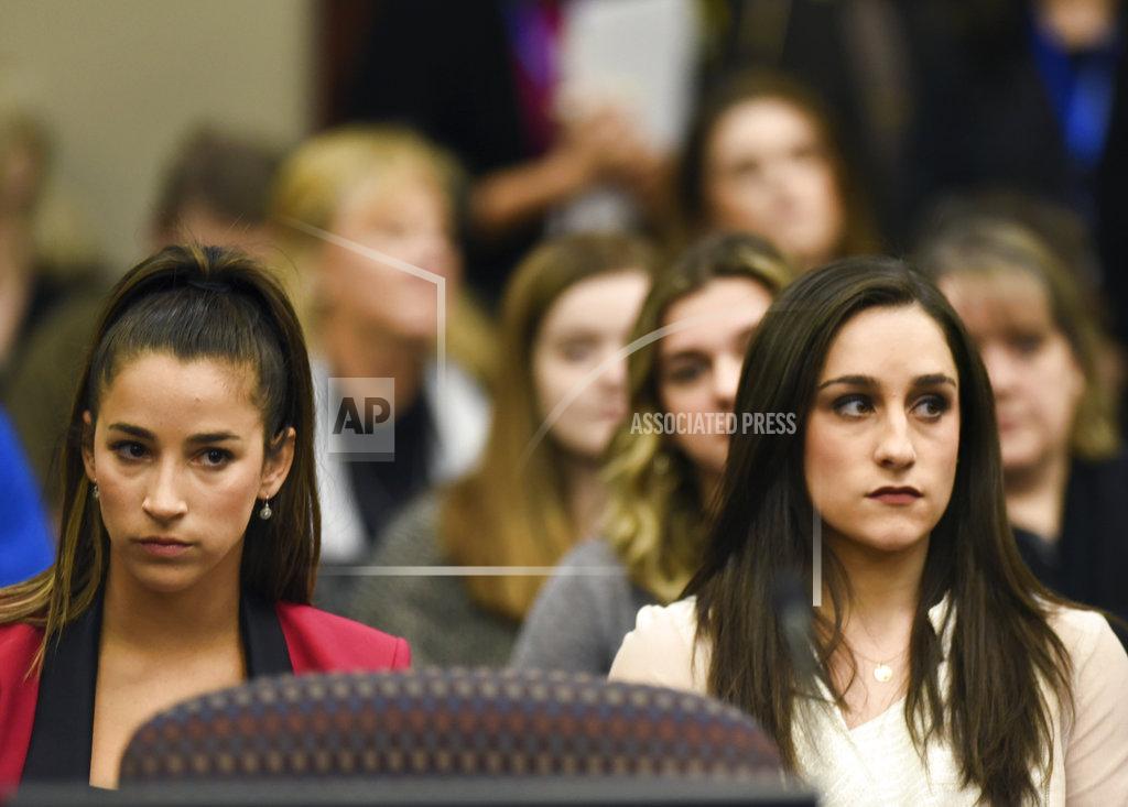 Aly Raisman, Jordyn Wieber Aly Raisman, Jordyn Wieber
