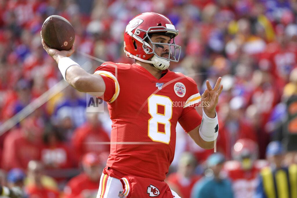 Reed Hoffmann Kansas City Chiefs quarterback Matt Moore (8) throws a pass during the first half of an NFL football game against the Minnesota Vikings in Kansas City, Mo., Sunday, Nov. 3, 2019. (AP Photo/Reed Hoffmann)