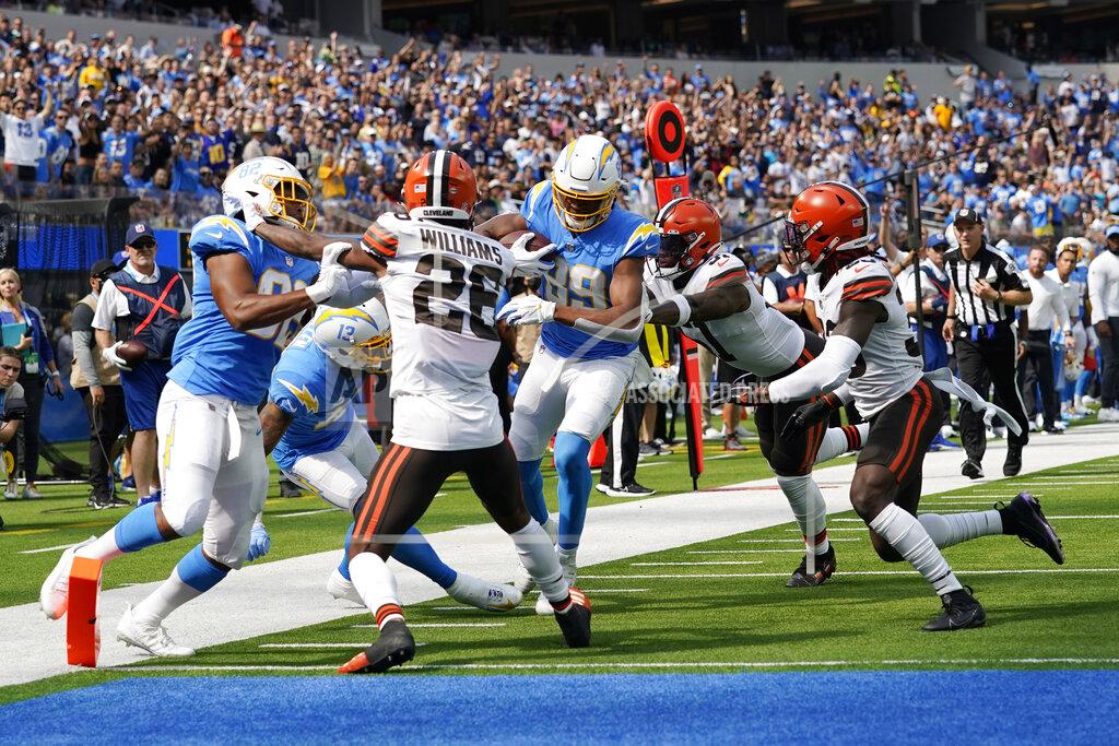 Gregory Bull Los Angeles Chargers tight end Donald Parham (89) scores a touchdown during the first half of an NFL football game against the Cleveland Browns Sunday, Oct. 10, 2021, in Inglewood, Calif. (AP Photo/Gregory Bull)