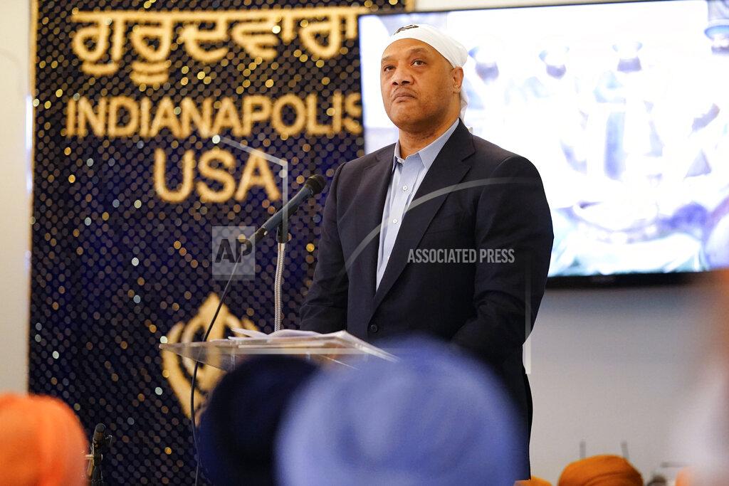 Aj Mast Rep. Andre Carson, D-Ind., speaks with members of the Sikh Coalition at the Sikh Satsang of Indianapolis in Indianapolis, Saturday, April 17, 2021, for a commemoration of the victims of the shooting at a FedEx facility in Indianapolis that claimed the lives of four members of the Sikh community. A gunman killed eight people and wounded several others before taking his own life in a late-night attack at a FedEx facility near the Indianapolis airport. (AP Photo/AJ Mast)
