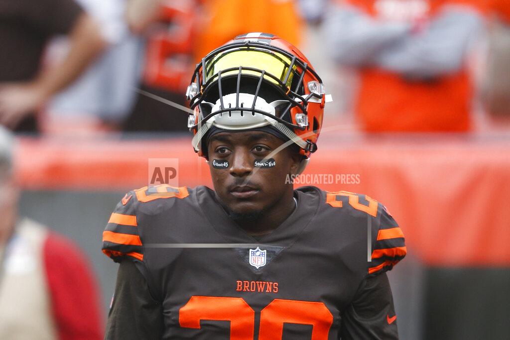 FILE - In this Oct. 7, 2018, file photo, Cleveland Browns running back Duke Johnson (29) warms up before an NFL football game against the Baltimore Ravens, in Cleveland. The Browns have traded disgruntled running back Duke Johnson, Thursday, Aug. 8, 2019, to the Houston Texans for an undisclosed 2020 draft pick. (AP Photo/Ron Schwane, File)