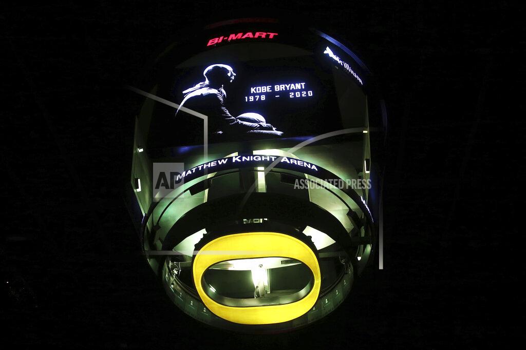 Chris Pietsch The University of Oregon paid tribute to Kobe Bryant with a moment of silence before the UCLA Oregon NCAA college basketball game in Eugene, Ore., Sunday, Jan. 26, 2020. (AP Photo/Chris Pietsch)
