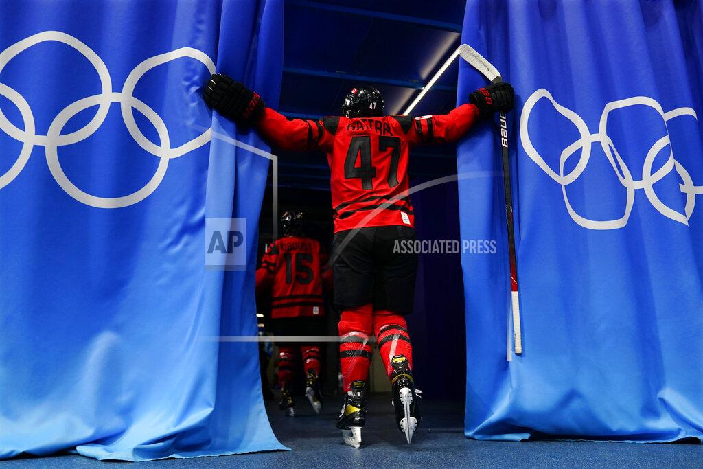 Matt Slocum Canada's Jamie Lee Rattray (47) waits for the start of the women's gold medal hockey game against the United States at the 2022 Winter Olympics, Thursday, Feb. 17, 2022, in Beijing. (AP Photo/Matt Slocum)