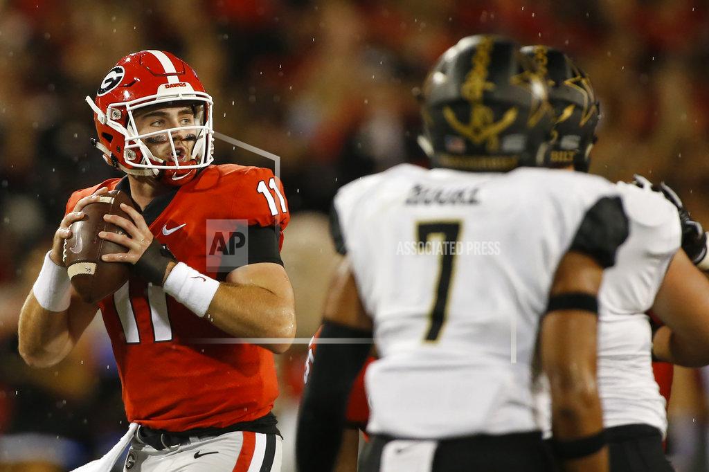 Joshua L. Jones Georgia quarterback Jake Fromm (11) looks to throw the ball during an NCAA college football game against Vanderbilt on Saturday, Oct. 6, 2018, in Athens, Ga. (Joshua L. Jones/Athens Banner-Herald via AP)