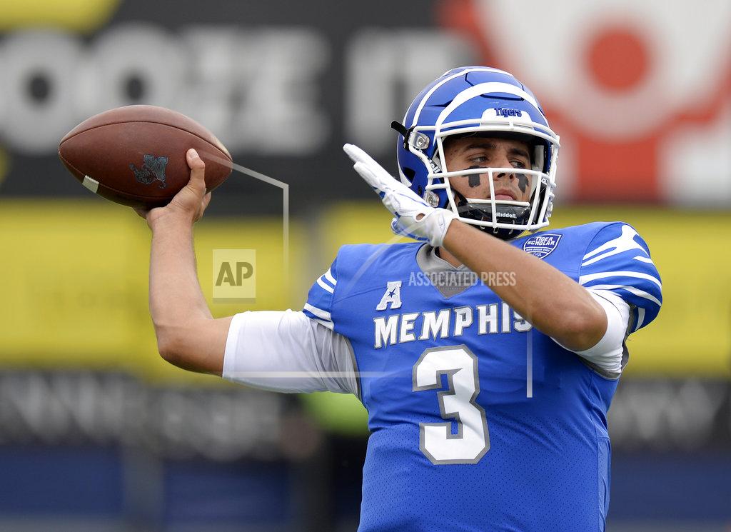 Mark Zaleski Memphis quarterback Brady White warms up before an NCAA college football game against Central Florida Saturday, Oct. 13, 2018, in Memphis, Tenn. (AP Photo/Mark Zaleski)
