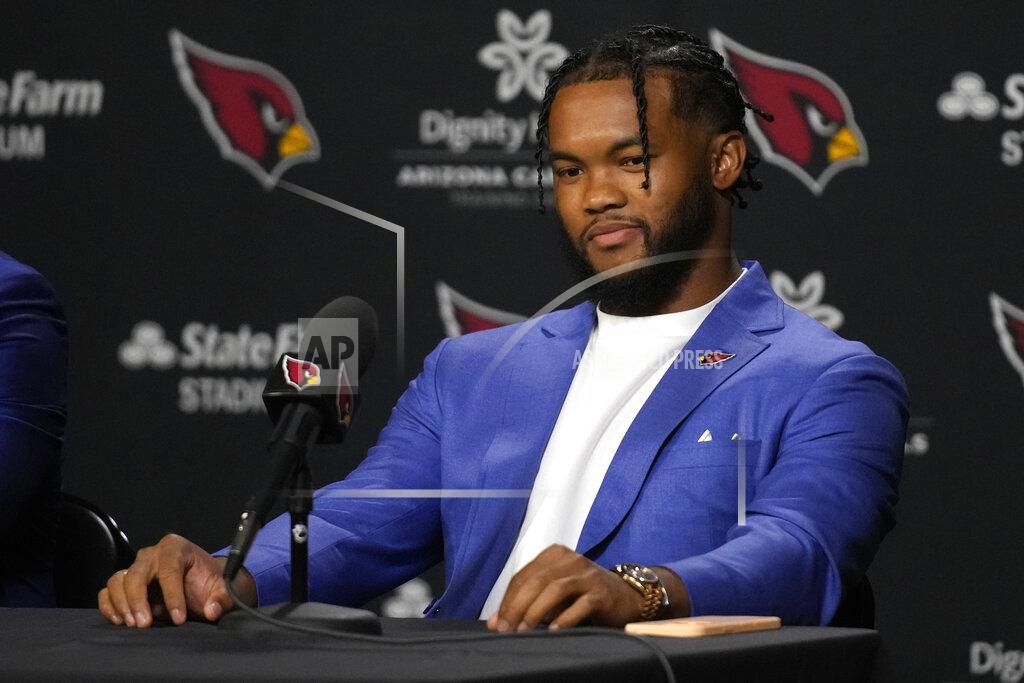 Rick Scuteri Arizona Cardinals quarterback Kyler Murray addresses the media, Friday, July 22, 2022, in Tempe, Ariz. (AP Photo/Rick Scuteri)