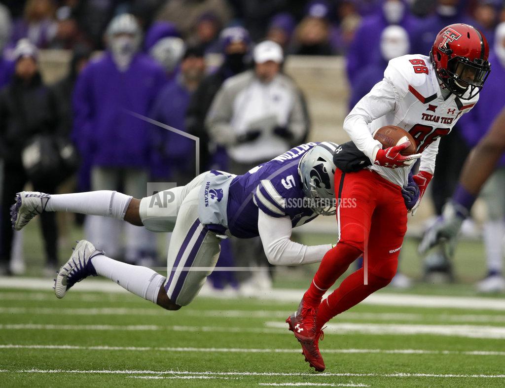 Orlin Wagner Texas Tech wide receiver Ja'Deion High (88) breaks away from Kansas State linebacker Da'Quan Patton (5) during the first half of an NCAA college football game in Manhattan, Kan., Saturday, Nov. 17, 2018. (AP Photo/Orlin Wagner)