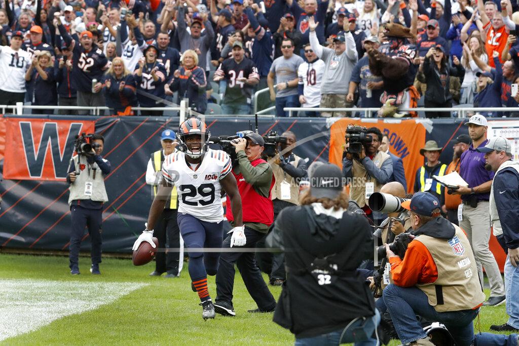 Charles Rex Arbogast Chicago Bears running back Tarik Cohen celebrates afters scoring during the half of an NFL football game against the Minnesota Vikings Sunday, Sept. 29, 2019, in Chicago. (AP Photo/Charles Rex Arbogast)
