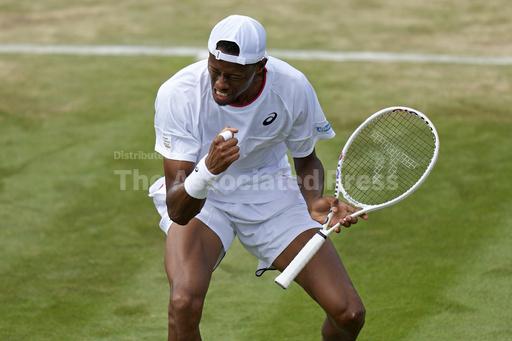 American Eubanks stuns Tsitsipas at Wimbledon to reach his first Grand Slam quarterfinal - Vimarsana News