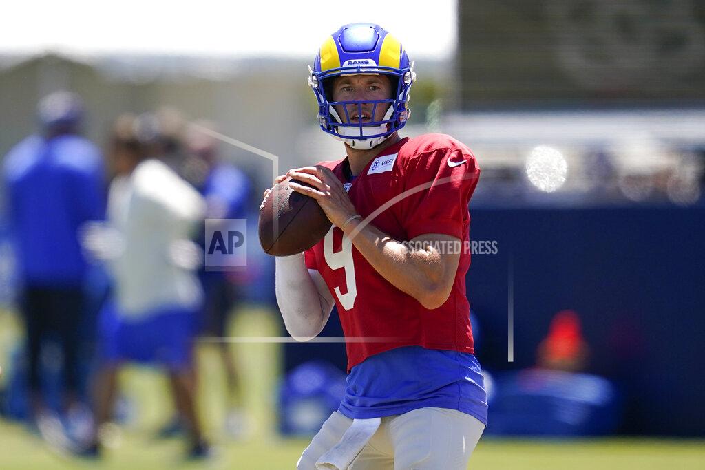 Ashley Landis Los Angeles Rams quarterback Matthew Stafford (9) participates in drills at the NFL football team's practice facility in Irvine, Calif., Saturday, Aug. 6, 2022. (AP Photo/Ashley Landis)