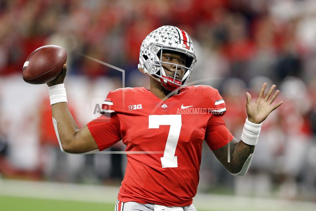 Darron Cummings Ohio State quarterback Dwayne Haskins (7) throws during the first half of the Big Ten championship NCAA college football game against Northwestern, Saturday, Dec. 1, 2018, in Indianapolis. (AP Photo/Darron Cummings)