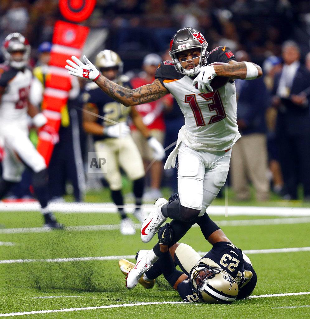 Buccaneers Saints Football