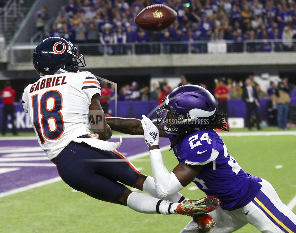 Taylor Gabriel, Holton Hill