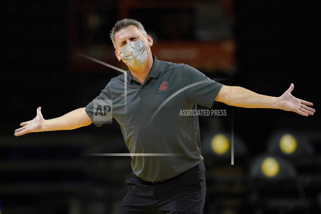 Jeff Chiu Washington State head coach Kyle Smith gestures toward officials during the first half of his team's NCAA college basketball game against Stanford in Santa Cruz, Calif., Saturday, Jan. 9, 2021. (AP Photo/Jeff Chiu)