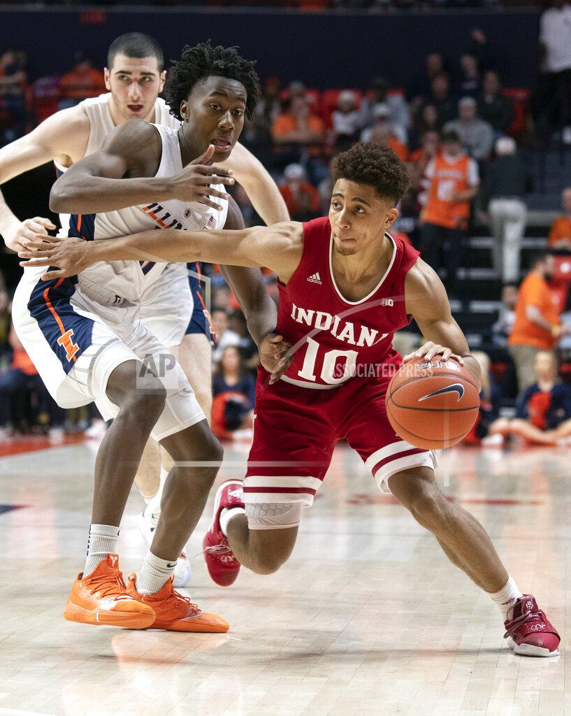 Stephen Haas Indiana guard Rob Phinisee (10) drives to the basket against Illinois guard Ayo Dosunmu (11) during the second half of an NCAA college basketball game in Champaign, Ill., Thursday, March 7, 2019. (AP Photo/Stephen Haas)