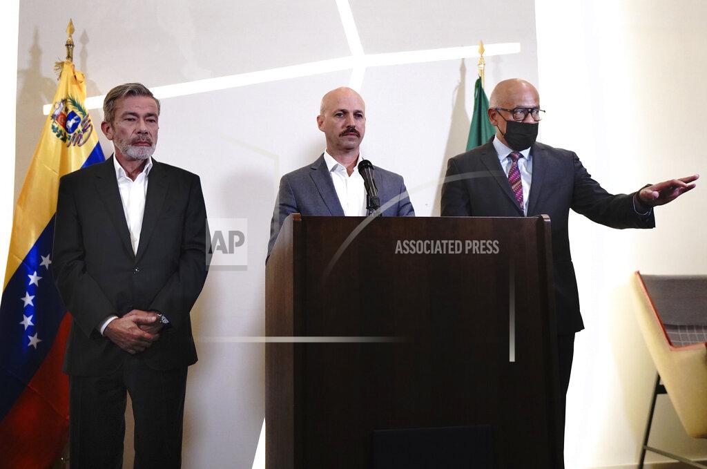 Marco Ugarte Norwegian diplomat Dan Nylander, center, Venezuelan opposition delegate Gerardo Blyde Pérez, left, and the president of the Venezuelan National Assembly, Jorge Rodríguez hold a press conference in Mexico City, Monday, Sept. 27. 2021. Delegates from Venezuela’s government and opposition held more talks in Mexico City on Monday after a delay that saw the government’s side arrive a day later than scheduled due to an apparent unhappiness with mediator Norway. (AP Photo/Marco Ugarte)