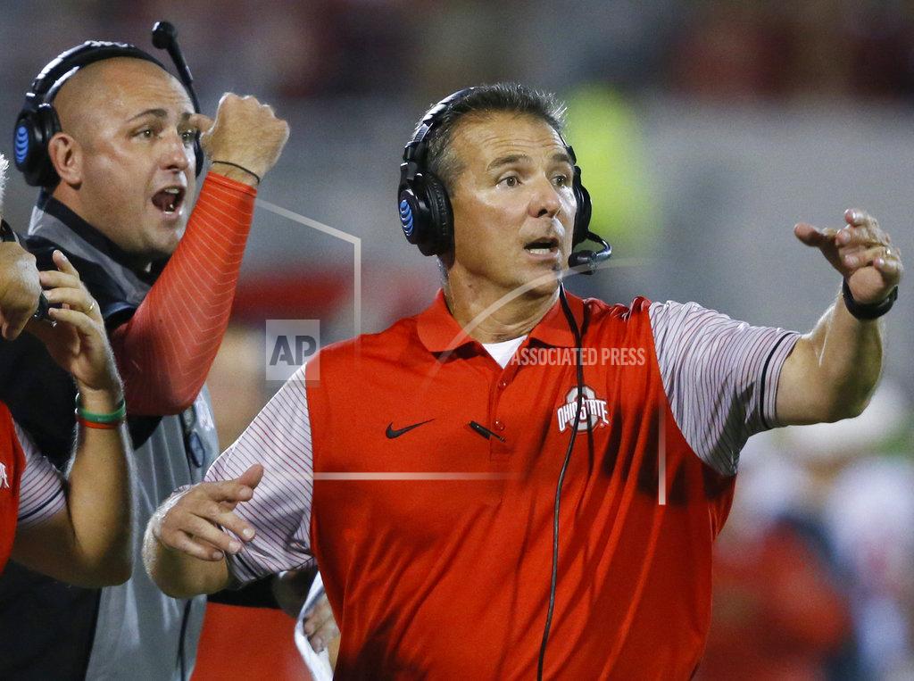 Column: Control freak Meyer suddenly 'knows nothing'