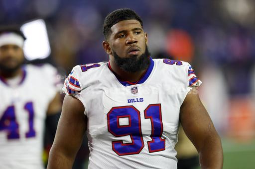 Buffalo Bills defensive tackle Ed Oliver agrees to 4-year contract extension, AP sources say - Vimarsana News