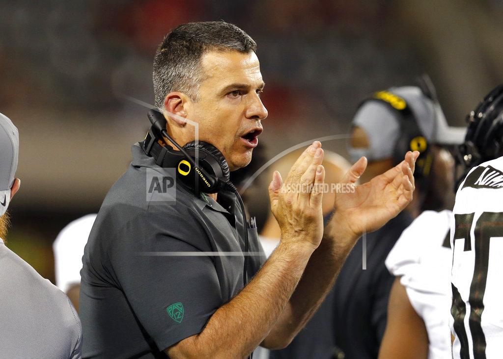 Rick Scuteri Oregon head coach Mario Cristobal supports his team in the second half during an NCAA college football game against Arizona, Saturday, Oct. 27, 2018, in Tucson, Ariz. Arizona defeated Oregon 44-15. (AP Photo/Rick Scuteri)