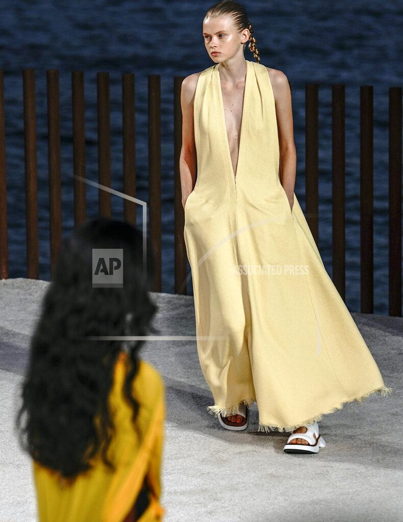 Bebeto Matthews The latest fashion from Proenza Schouler is modeled during New York's Fashion Week, Wednesday Sept. 8, 2021. (AP Photo/Bebeto Matthews)