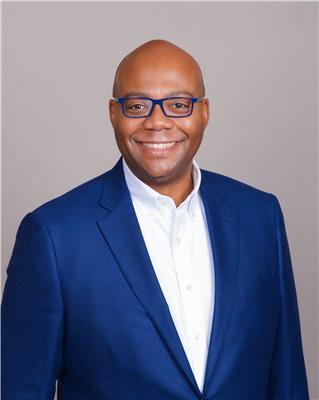 VantageScore Appoints Silvio Tavares as President & CEO.