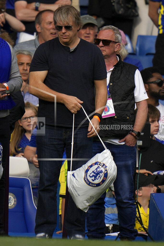 Alastair Grant American businessman Todd Boehly attends the English Premier League soccer match between Chelsea and Watford at Stamford Bridge stadium in London, Sunday, May 22, 2022.(AP Photo/Alastair Grant)