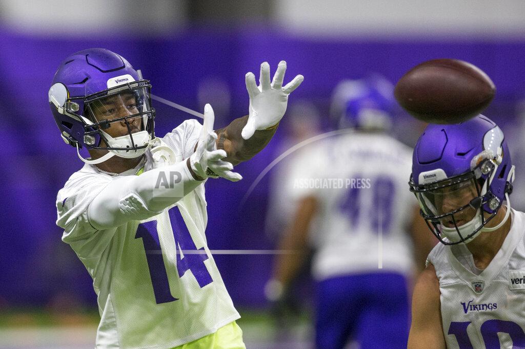 Andy Clayton-King Minnesota Vikings wide receiver Stefon Diggs makes a catch during drills at the team's NFL football training facility in Eagan, Minn. Tuesday, June 11, 2019. (AP Photo/Andy Clayton- King)
