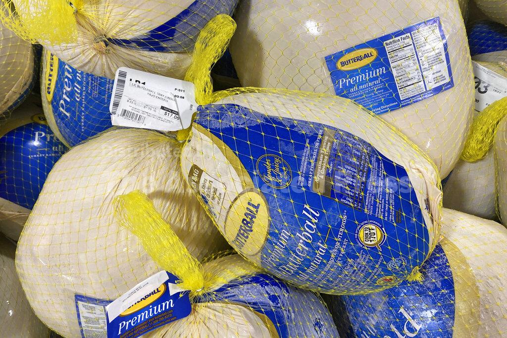 Liz & Scotty's Poddy: Episode 54 - "Hosting Thanksgiving The First Time"