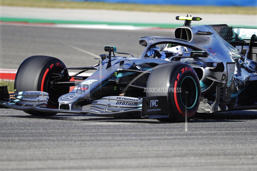 Darron Cummings Mercedes driver Valtteri Bottas, of Finland, races his car during qualifying for the Formula One U.S. Grand Prix auto race at the Circuit of the Americas, Saturday, Nov. 2, 2019, in Austin, Texas. (AP Photo/Darron Cummings)