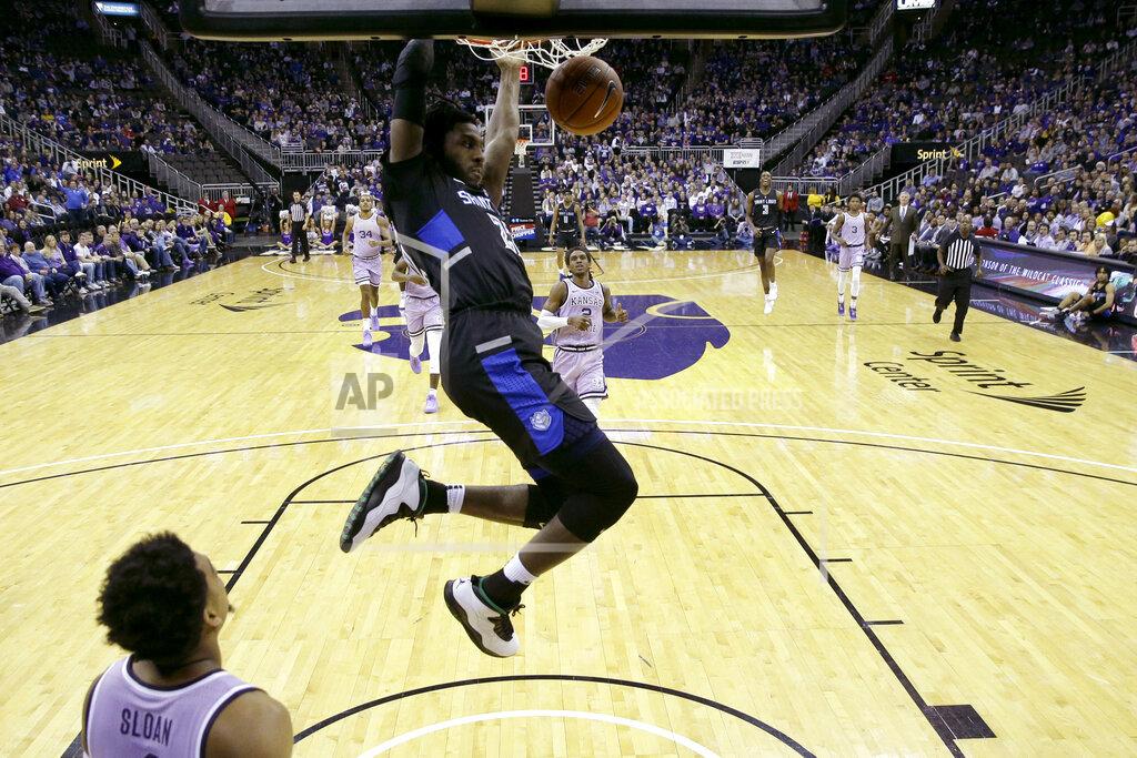 Charlie Riedel Saint Louis' Terrence Hargrove Jr. (22) dunks during the second half of an NCAA college basketball game against Kansas State, Saturday, Dec. 21, 2019, in Kansas City, Mo. (AP Photo/Charlie Riedel)