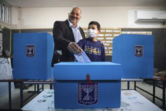 Arab Islamist could be the one to choose next Israeli PM, after tight election produces inconclusive results Arab Islamist could be the one to choose next Israeli PM, after tight election produces inconclusive results