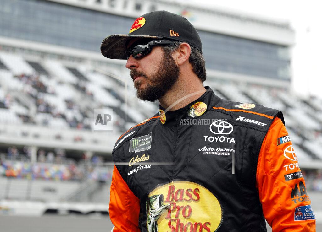 Terry Renna Martin Truex Jr. looks at cars on the track before his turn during qualifying for the Daytona 500 auto race at Daytona International Speedway, Sunday, Feb. 10, 2019, in Daytona Beach, Fla. (AP Photo/Terry Renna)