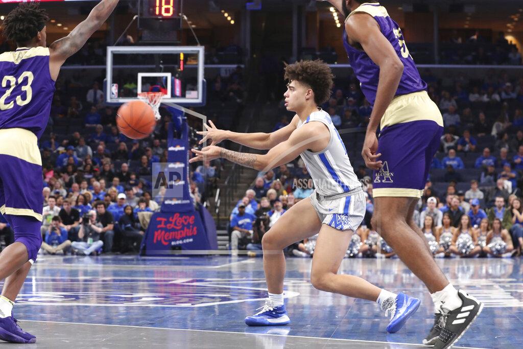 Karen Pulfer Focht Memphis' Lester Quinones (11) passes in the second half of an NCAA college basketball game against Alcorn State Saturday, Nov. 16, 2019, in Memphis, Tenn. (AP Photo/Karen Pulfer Focht)