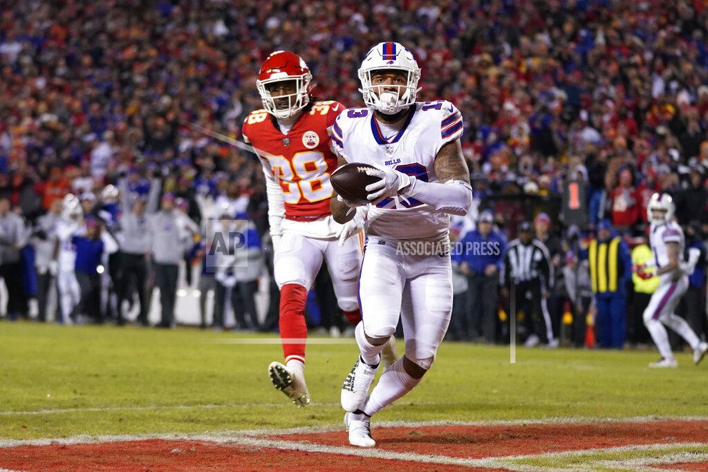 Ed Zurga Buffalo Bills wide receiver Gabriel Davis (13) catches a 19-yard touchdown pass ahead of Kansas City Chiefs cornerback L'Jarius Sneed (38) during the second half of an NFL divisional round playoff football game, Sunday, Jan. 23, 2022, in Kansas City, Mo. (AP Photo/Ed Zurga)