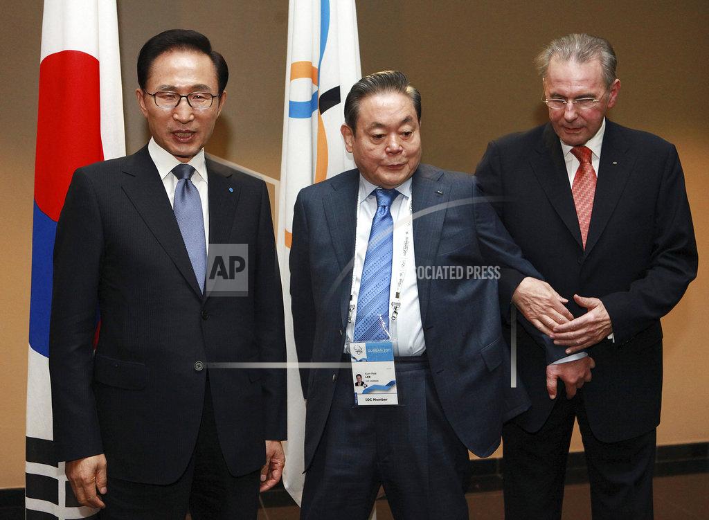 Jacques Rogge, Lee Myung-bak, Lee Kun-hee Jacques Rogge, Lee Myung-bak, Lee Kun-hee