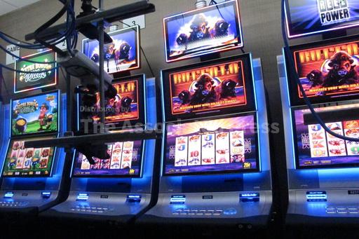 As US sports bets boom, internet gambling is slow to ex... - Vimarsana News