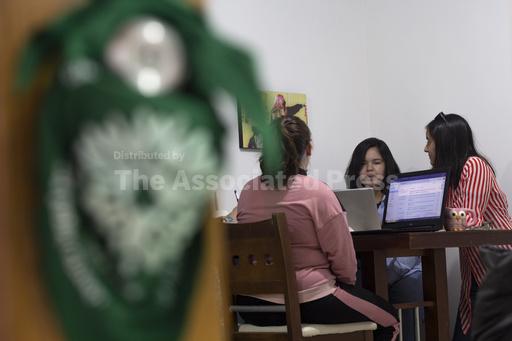 Activists' network in Mexico helps U.S. women get abort... - Vimarsana News