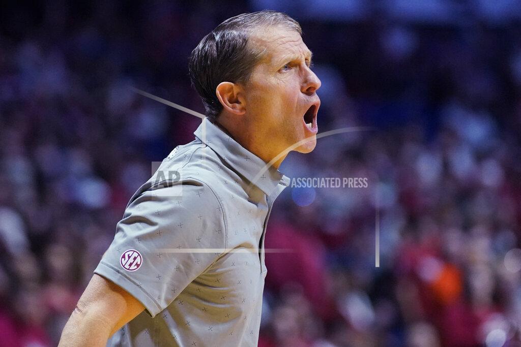 Sue Ogrocki Arkansas head coach Eric Musselman shouts in the first half of an NCAA college basketball game against Oklahoma, Saturday, Dec. 11, 2021, in Tulsa, Okla. (AP Photo/Sue Ogrocki)