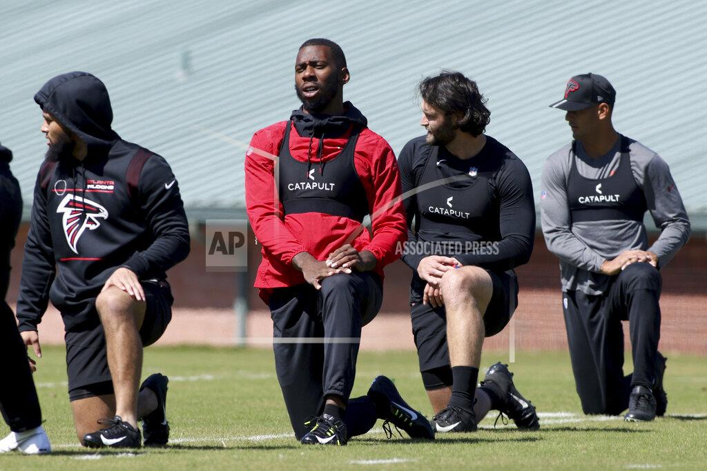 Atlanta Falcons tight end Kyle Pitts participates in an offseason conditioning program at the Atlanta Falcons Practice Facility Tuesday, April 19, 2022, in Flowery Branch, Ga. (Jason Getz/Atlanta Journal-Constitution via AP)