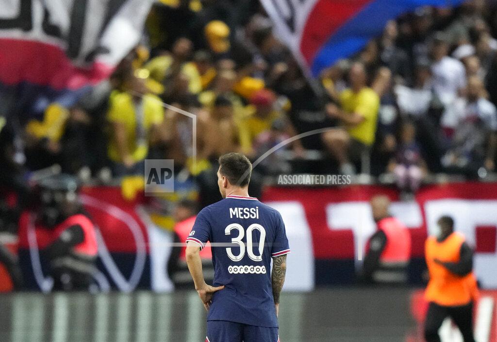 Francois Mori PSG's Lionel Messi during the France League One soccer match between Reims and Paris Saint-Germain, at the Stade Auguste-Delaune in Reims, France, Sunday, Aug. 29, 2021. (AP Photo/Francois Mori)