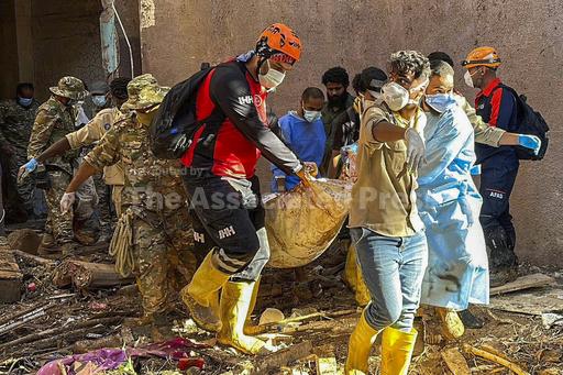 Libya evacuates flooded city as searchers look for 10,0... - Vimarsana News