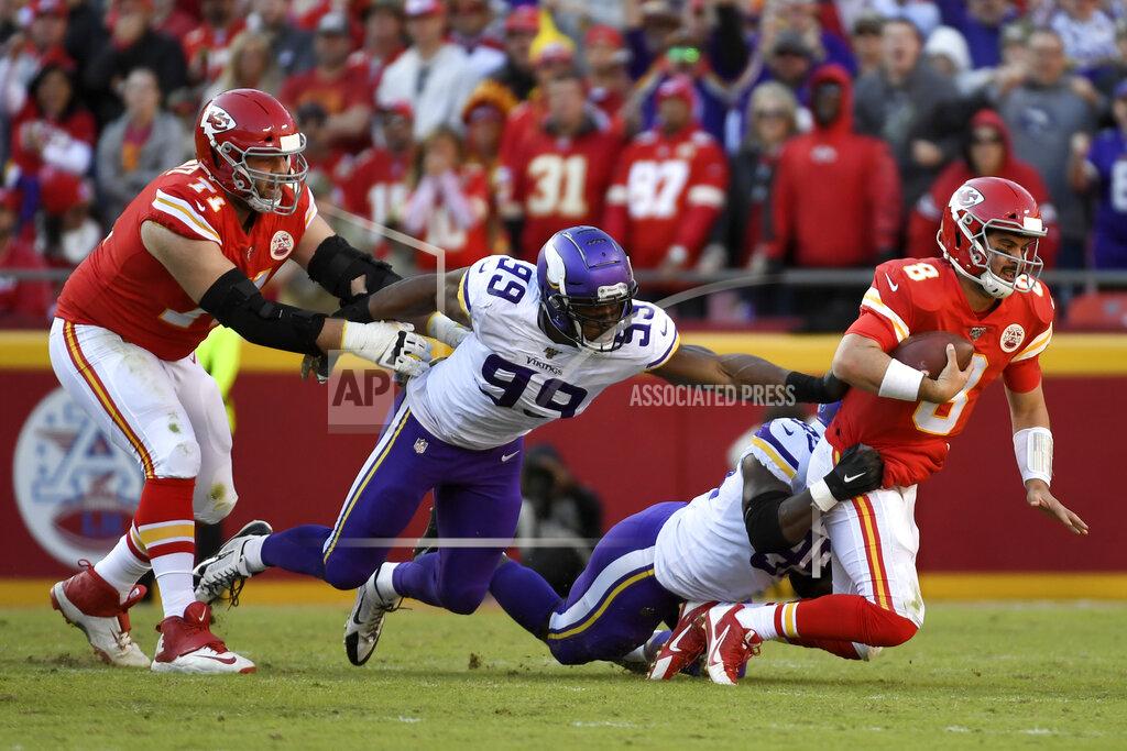 Reed Hoffmann Minnesota Vikings defensive end Ifeadi Odenigbo (95) and defensive end Danielle Hunter (99) sack Kansas City Chiefs quarterback Matt Moore (8) during the second half of an NFL football game in Kansas City, Mo., Sunday, Nov. 3, 2019. (AP Photo/Reed Hoffmann)