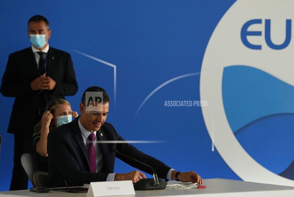 Thanassis Stavrakis Spanish Prime Minister Pedro Sanchez attends the EUMED 9 summit at the Stavros Niarchos Foundation Cultural Center in Athens, Friday, Sept. 17, 2021. Nine European countries on the Mediterranean are holding a summit in Athens to discuss issues ranging from climate change and the pandemic response to migration and Afghanistan. (AP Photo/Thanassis Stavrakis)