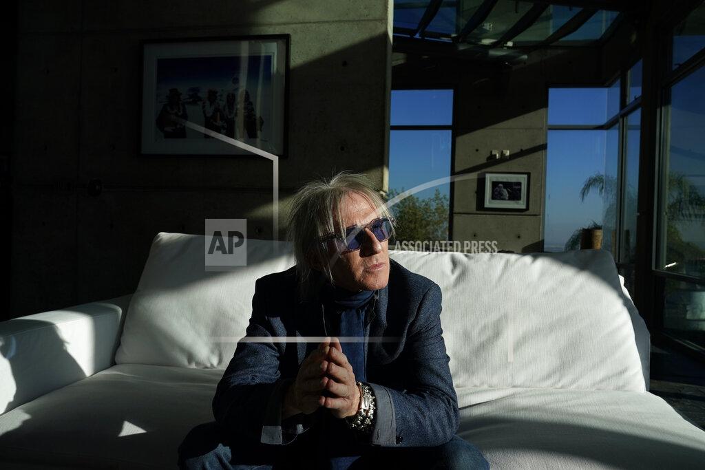 Marcio Jose Sanchez Jed Leiber poses for a portrait at home Thursday, Dec. 3, 2020, in Los Angeles. (AP Photo/Marcio Jose Sanchez)