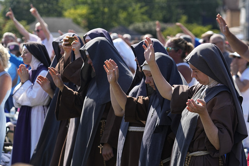 US Catholic leadership foresees challenges after repeated election defeats for abortion opponents - Vimarsana News