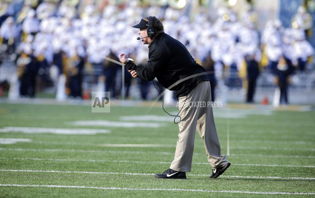 Ray Thompson TCU head coach Gary Patterson screams instructions to his team during the second half of an NCAA college football game against West Virginia, Saturday, Nov. 10, 2018, in Morgantown, W.Va. (AP Photo/Raymond Thompson)