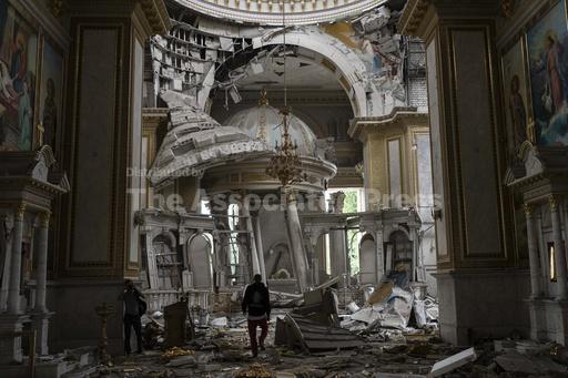 The latest Russian strike on Ukraine's Odesa leaves 1 d... - Vimarsana News