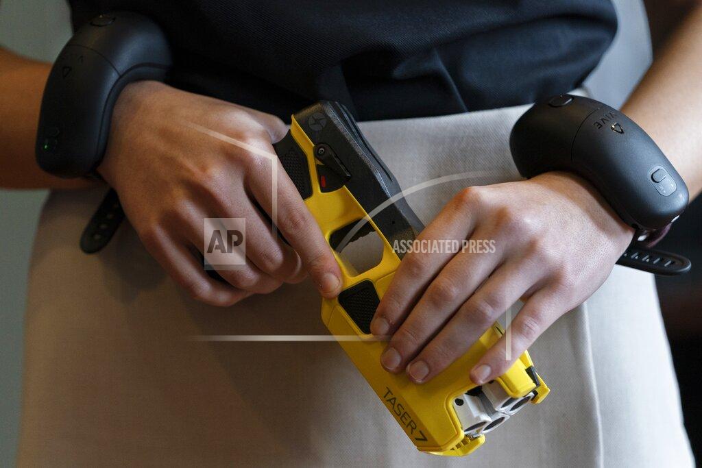 Jacquelyn Martin VR equipment and a version of the TASER 7 that utilizes VR technology for training, is demonstrated, Thursday, May 12, 2022, in Washington. (AP Photo/Jacquelyn Martin)