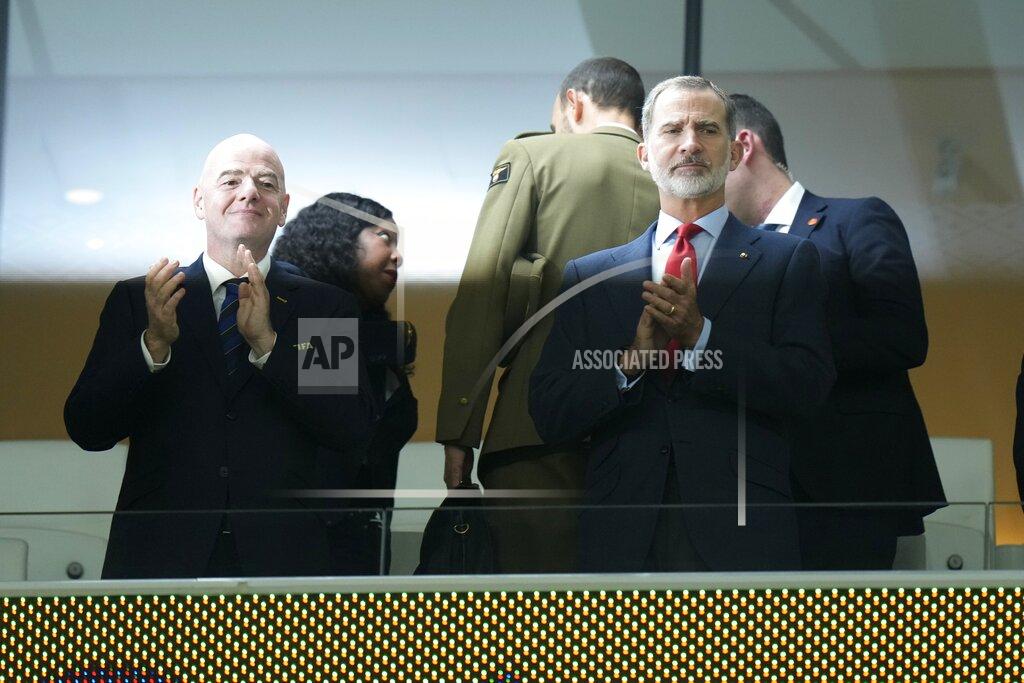 Alessandra Tarantino King Felipe VI of Spain, right, and FIFA President Gianni Infantino applaud before the World Cup group E soccer match between Spain and Costa Rica, at the Al Thumama Stadium in Doha, Qatar, Wednesday, Nov. 23, 2022. (AP Photo/Alessandra Tarantino)